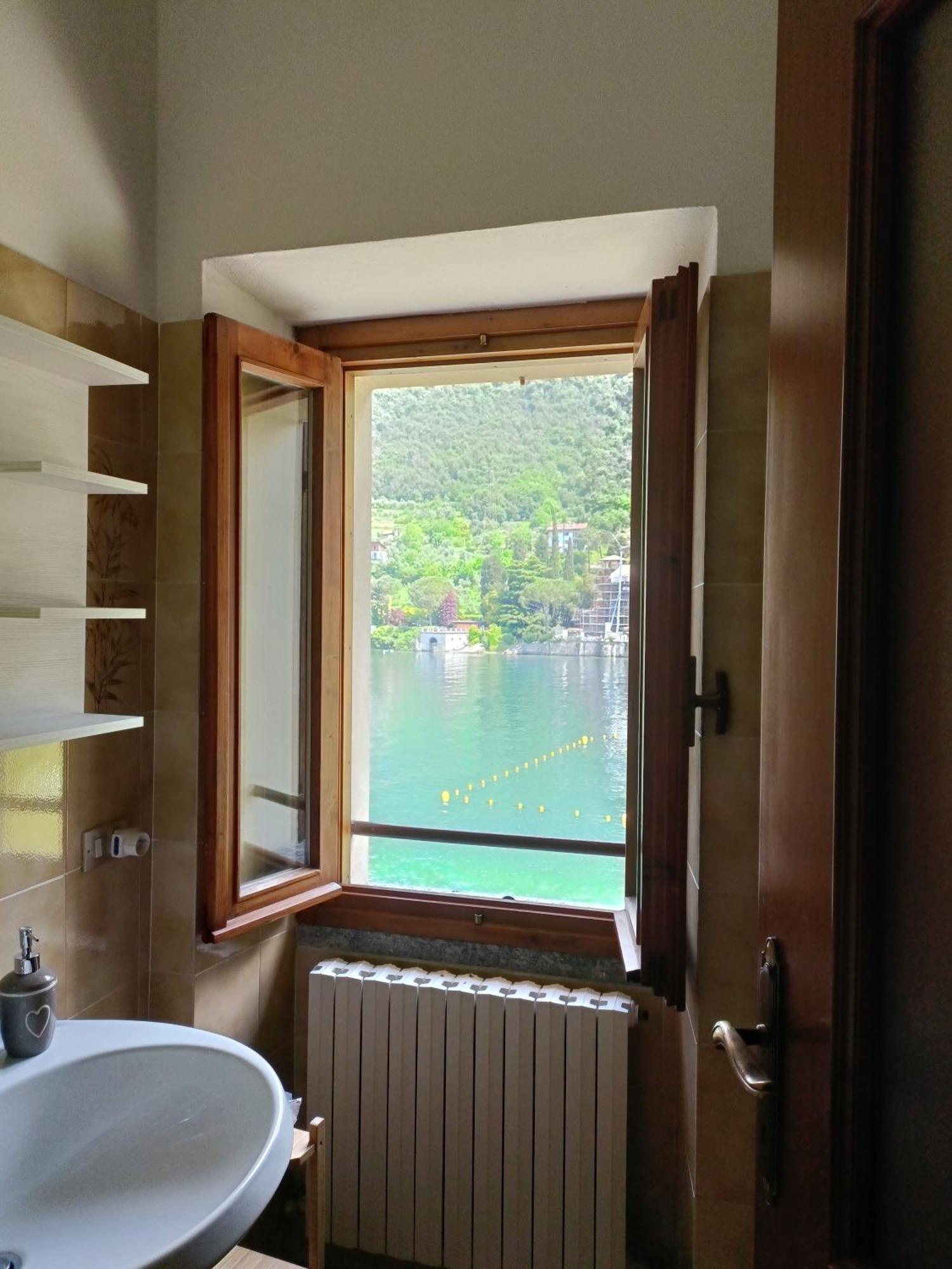 Riva Bianca Castle Holiday Home Льерна Экстерьер фото